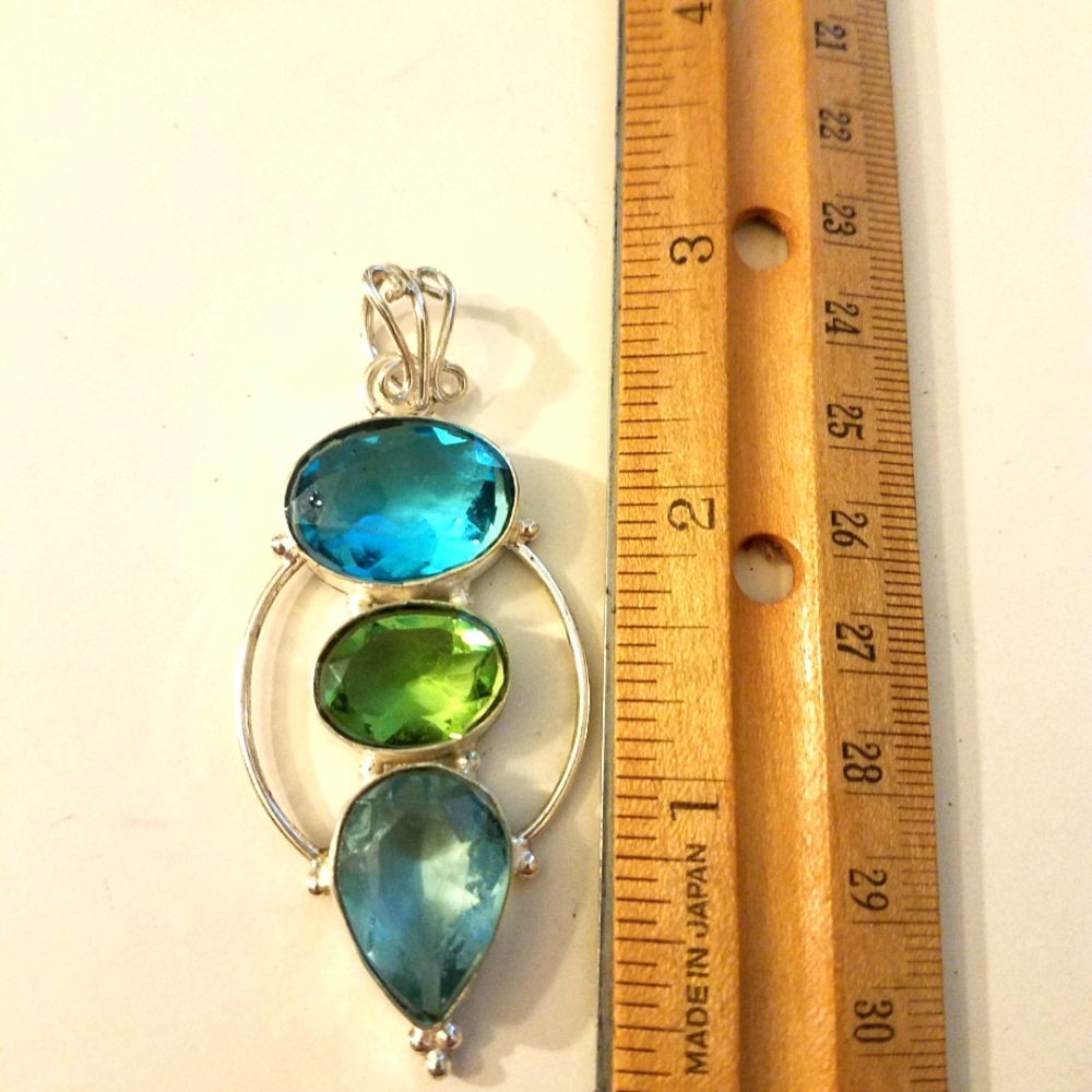 Blue Topaz, Perodot& Aquamarine Pendant - Picture 2 of 3